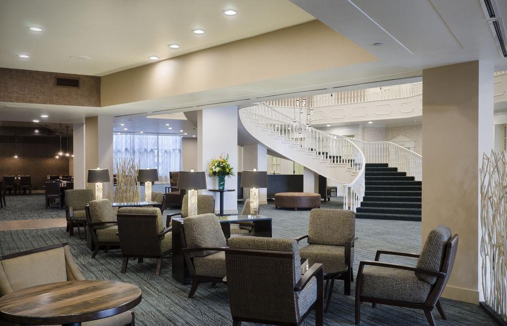 Delta Hotels By Marriott Helena Colonial Екстер'єр фото