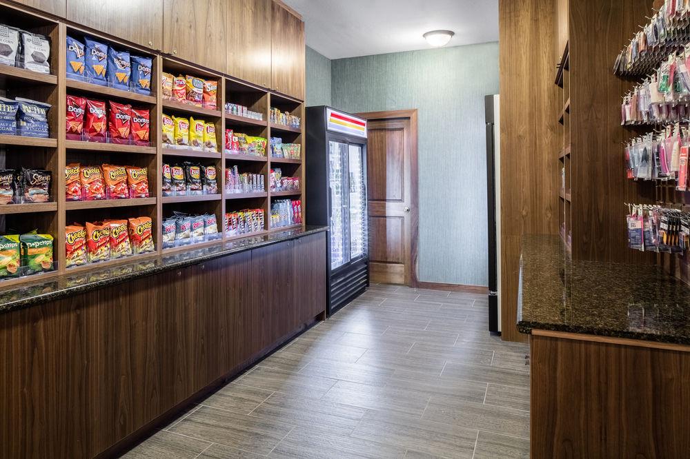 Delta Hotels By Marriott Helena Colonial Екстер'єр фото