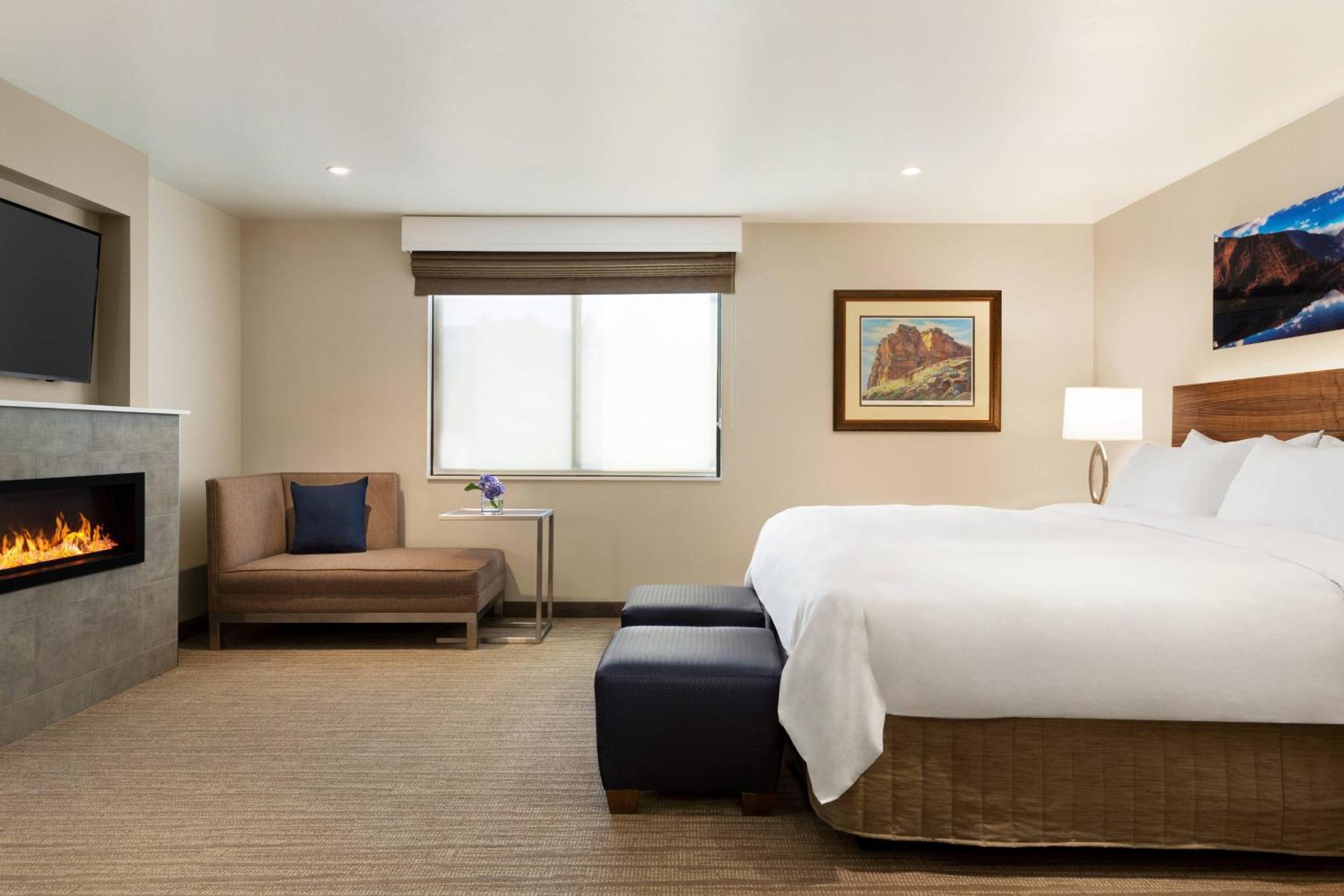Delta Hotels By Marriott Helena Colonial Екстер'єр фото
