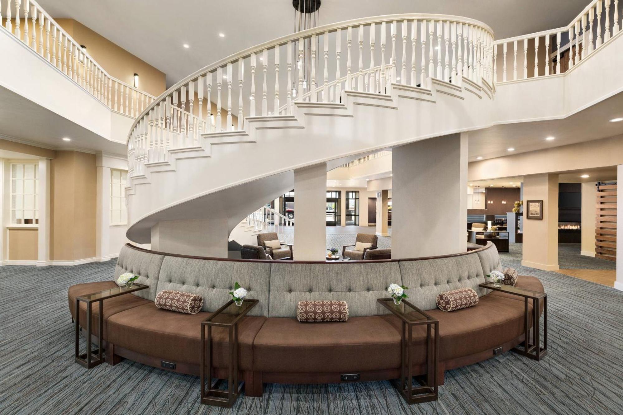 Delta Hotels By Marriott Helena Colonial Екстер'єр фото